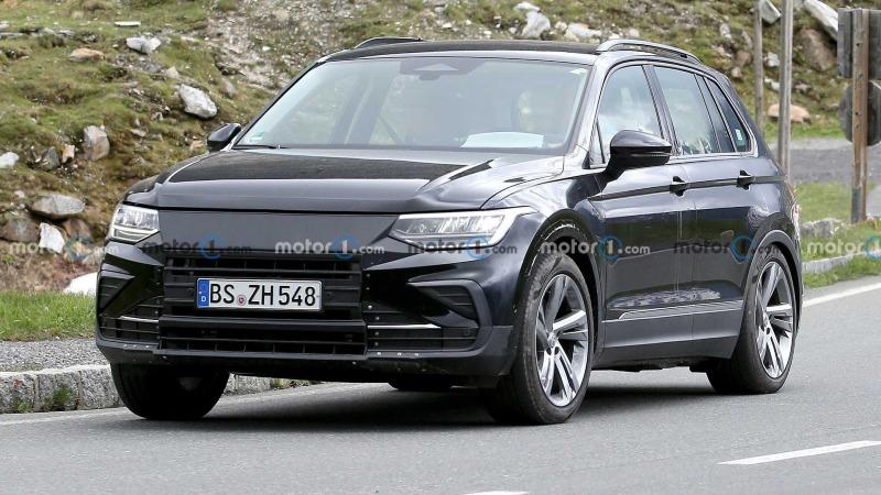 volkswagen-tiguan-spy-photos (2).jpg