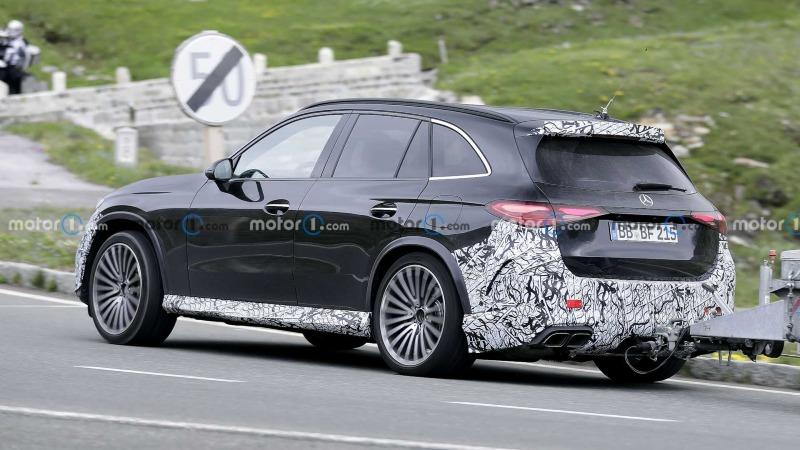 new-mercedes-amg-glc-63-spy-shots (8).jpg