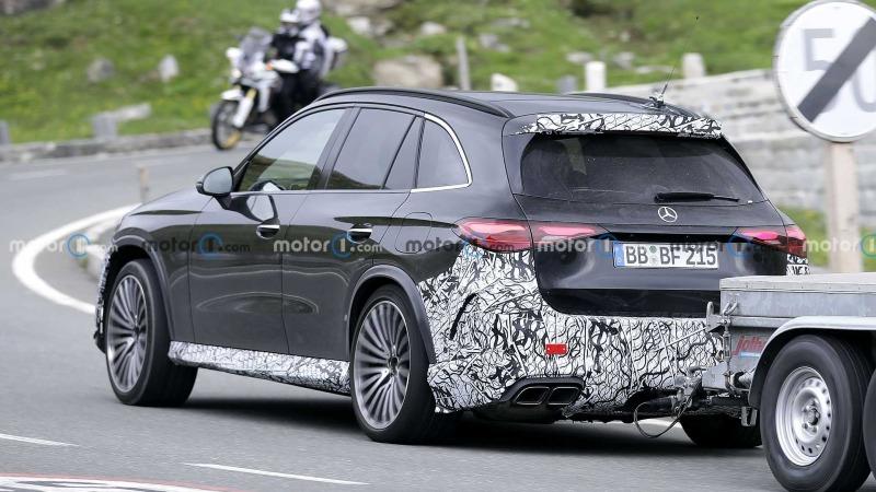 new-mercedes-amg-glc-63-spy-shots (9).jpg