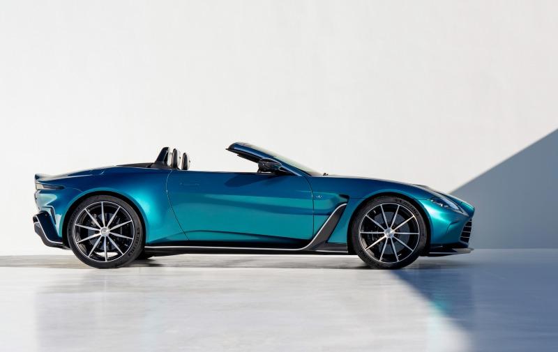 2023-Aston-Martin-V12-Vantage-Roadster-00011.jpg