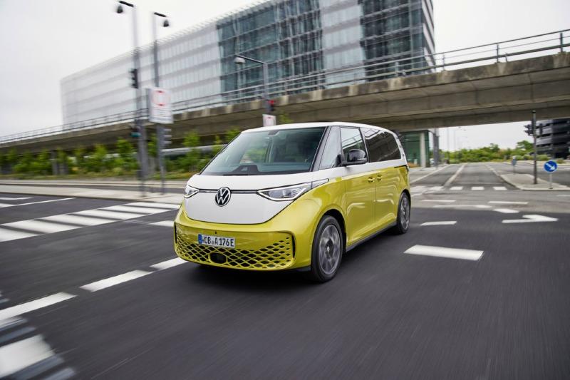 volkswagen-id-buzz-euro-spec_100853876_l.jpg