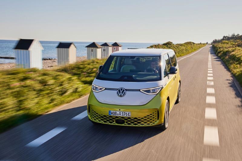volkswagen-id-buzz-euro-spec_100853872_l.jpg