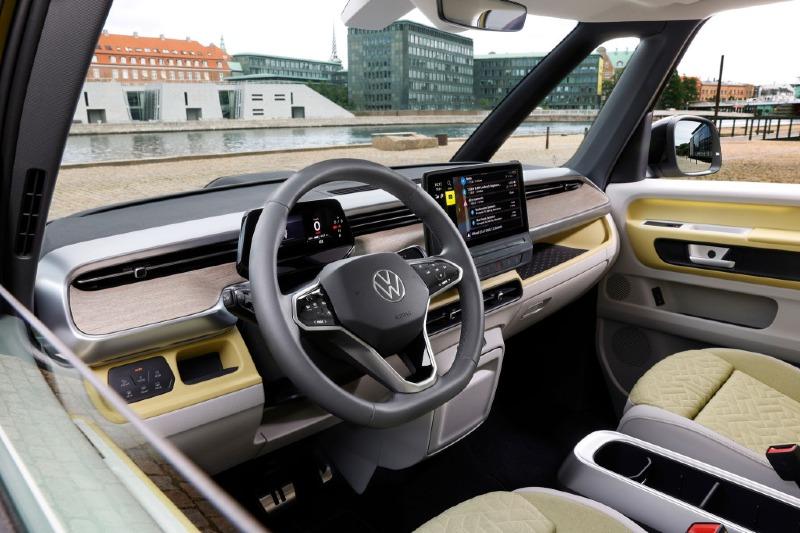 volkswagen-id-buzz-euro-spec_100853898_l.jpg