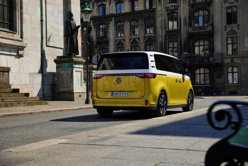 volkswagen-id-buzz-euro-spec_100853883_l.jpg