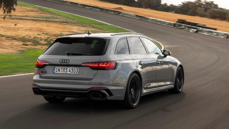 Audi RS4 Competition review-4.jpg