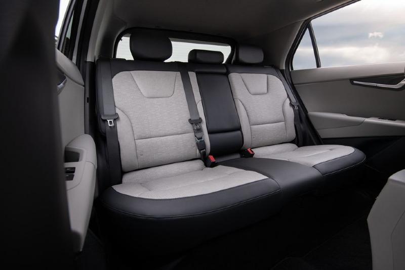 2023-kia-niro-ev-suv-108-1665082545.jpeg