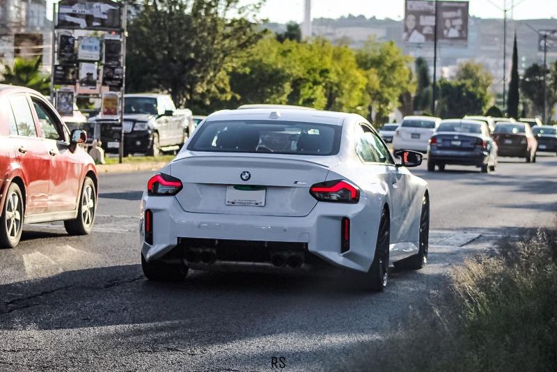2023-bmw-m2-alpine-white-03.jpg