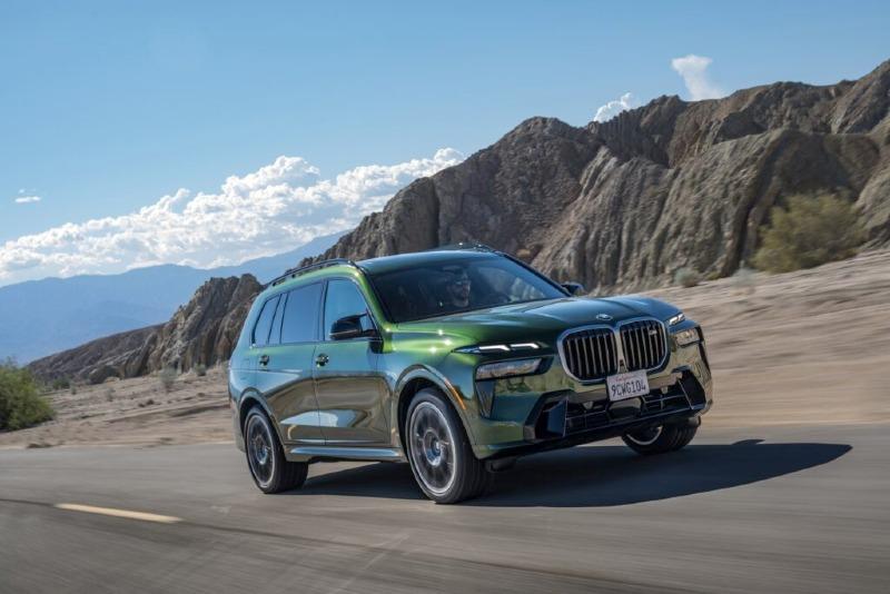 2022-BMW-X7-Facelift-G07-LCI-Indiuidual-Verde-Ermes-M60i-35-1024x683.jpg