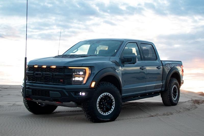 2023-ford-f-150-raptor-carbuzz-1054381.jpg