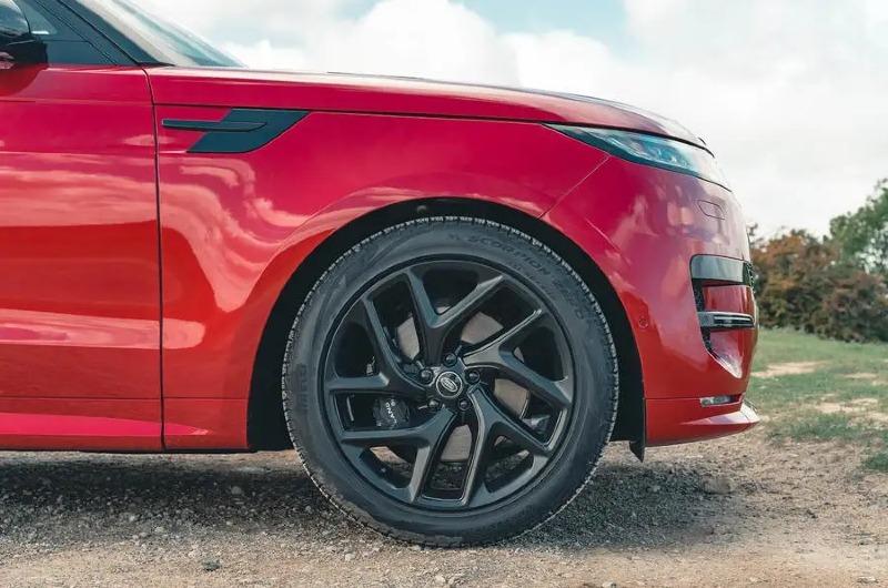 range_rover_sport_d300_arch_11zon.jpg