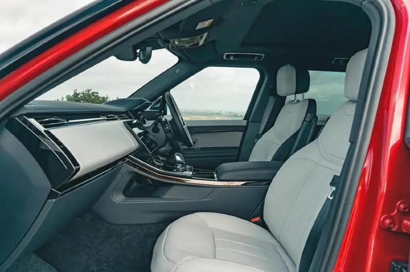range_rover_sport_d300_frontseats_11zon.jpg