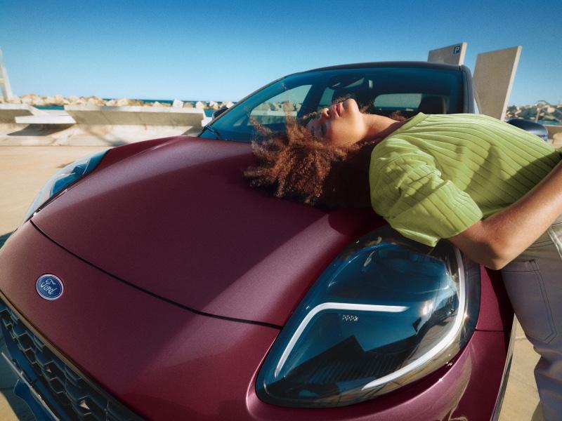 Ford-Puma-Vivid-Ruby-Edition-3.jpg