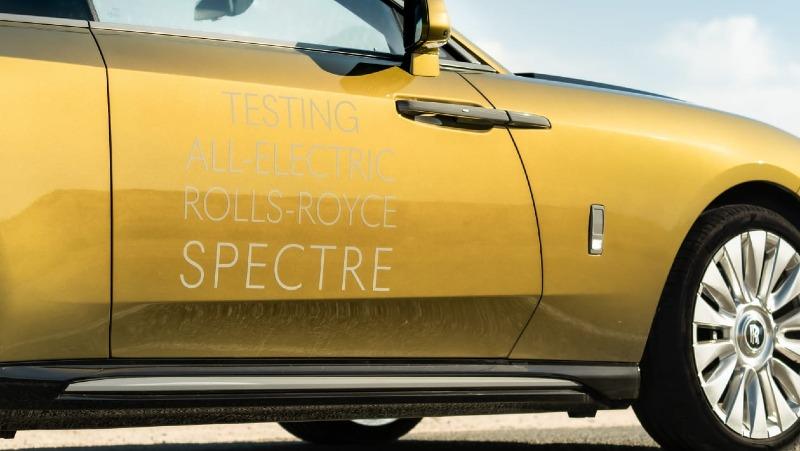 Rolls-Royce Spectre prototype-2.jpg