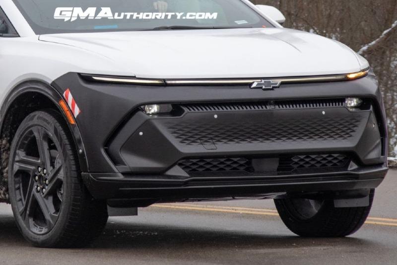 2024-Chevrolet-Equinox-EV-RS-Prototype-Spy-Shots-February-2023-Exterior-004-1024x683.jpg