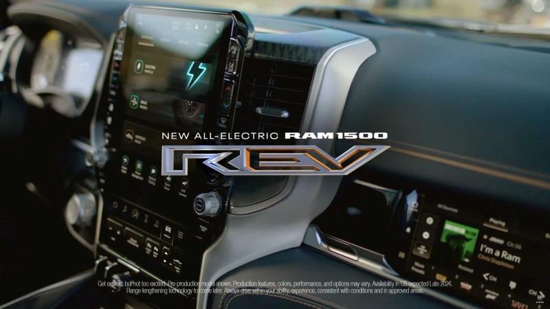 2025-ram-1500-rev-interior-dashboard.jpg