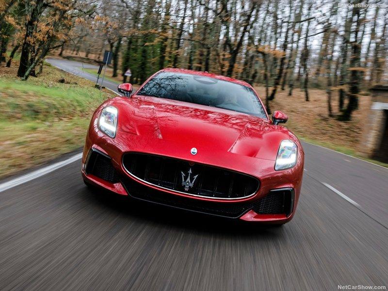 Maserati-GranTurismo-2023-800-5f.jpg