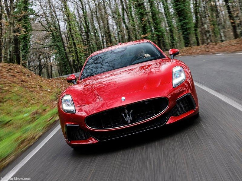 Maserati-GranTurismo-2023-800-5e.jpg