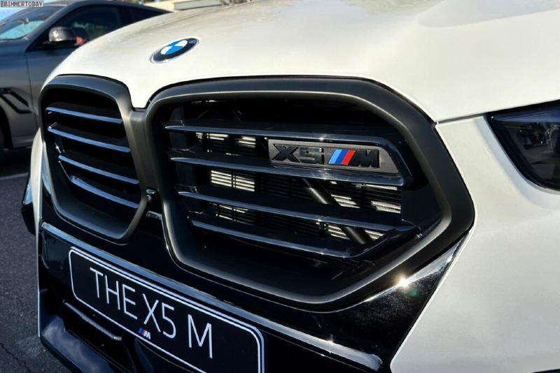 BMW-X5-M-Facelift-F95-LCI-Mineral-Weiss-White-Live-05-1024x683.jpg