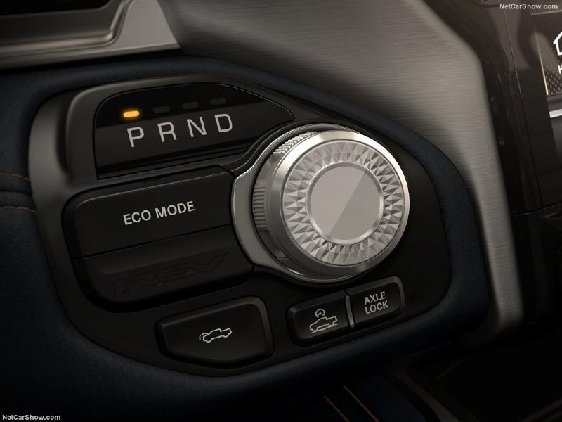 Ram-1500_REV-2025-1024-19.jpg
