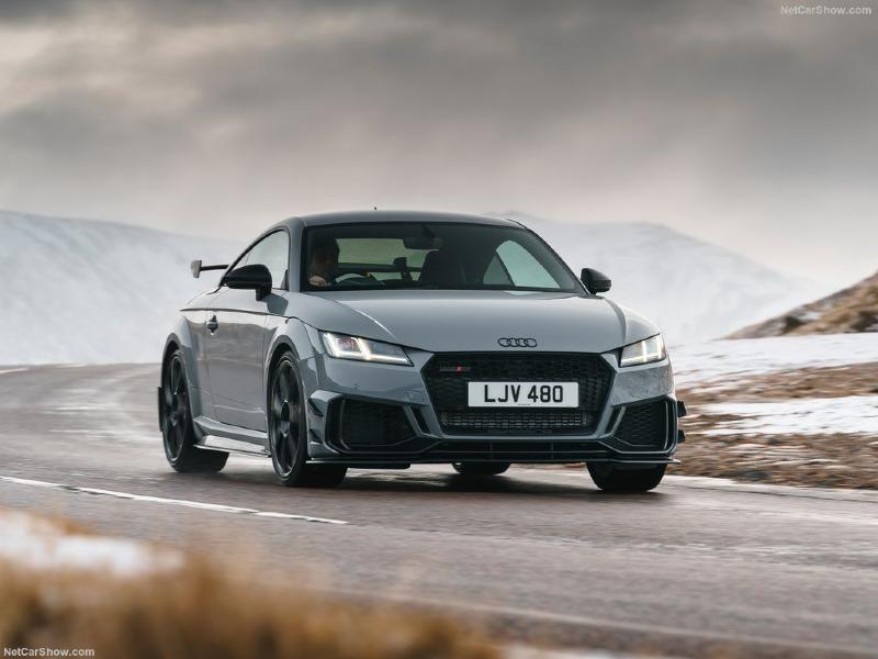 Audi-TT_RS_Coupe_Iconic_Edition_UK-Version-2023-1024-10.jpg