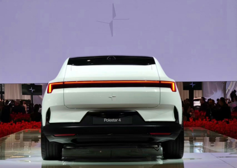 Polestar-4-coupe-SUV-Rear.png