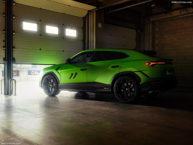 Lamborghini-Urus_Performante_Essenza_SCV12_Edition-2023-1024-05.jpg