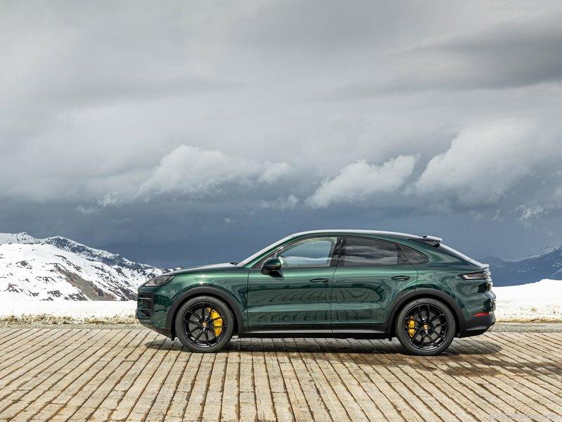 Porsche-Cayenne_S_Coupe-2024-800-08.jpg