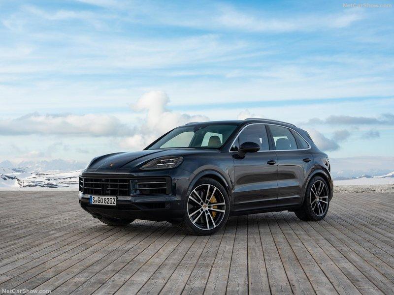 Porsche-Cayenne_S-2024-800-04.jpg