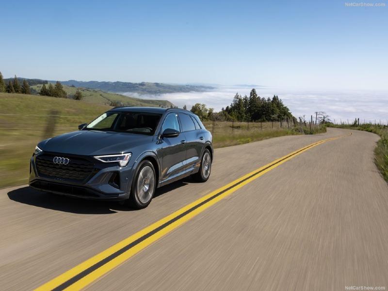 Audi-Q8_e-tron_US-Version-2024-1024-08.jpg