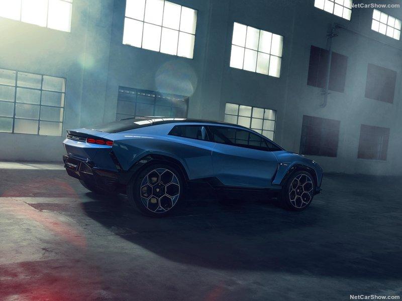 Lamborghini-Lanzador_Concept-2023-800-08.jpg