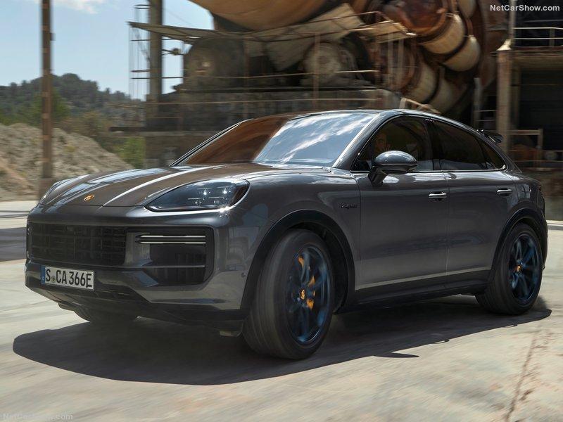 Porsche-Cayenne_Turbo_E-Hybrid_Coupe_with_GT_Package-2024-800-03.jpg
