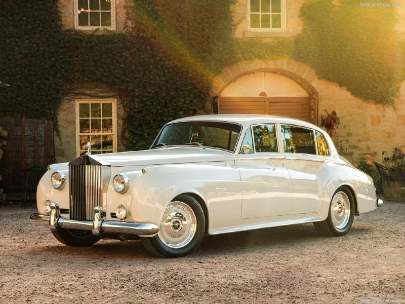 Rolls-Royce-Silver_Cloud_II_Paramount_by_Ringbrothers-1961-1024-09.jpg