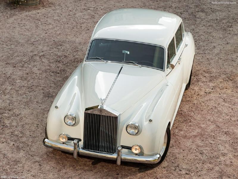 Rolls-Royce-Silver_Cloud_II_Paramount_by_Ringbrothers-1961-1024-10.jpg
