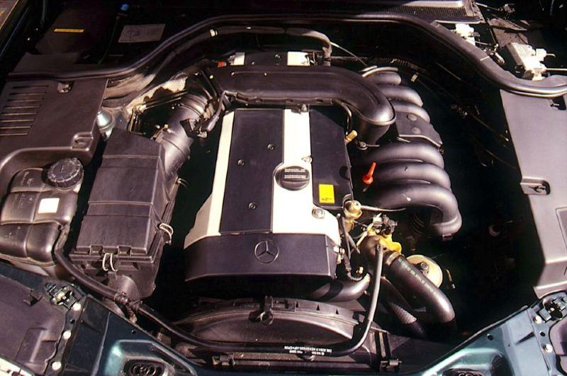 1998-full-size-luxury-sedan-comparison-105-6.jpg