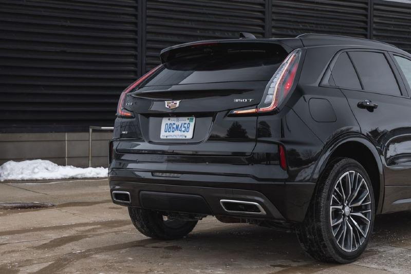 2024-cadillac-xt4-awd-sport-493-27.jpg