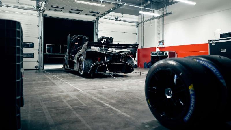 bugatti-bolide-track-testing-9.jpg