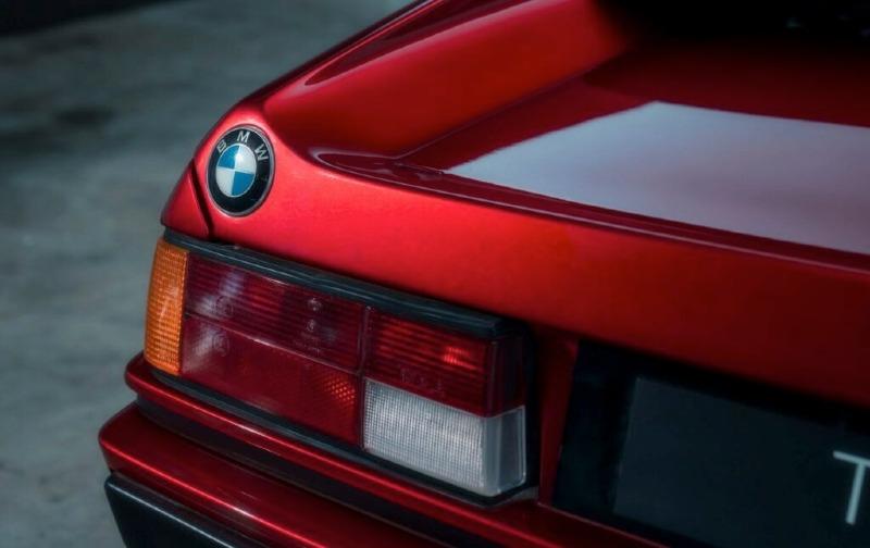 BMW-M1-Brillantrot-E26-Auktion-sgcarshoot-08-1024x644.jpg