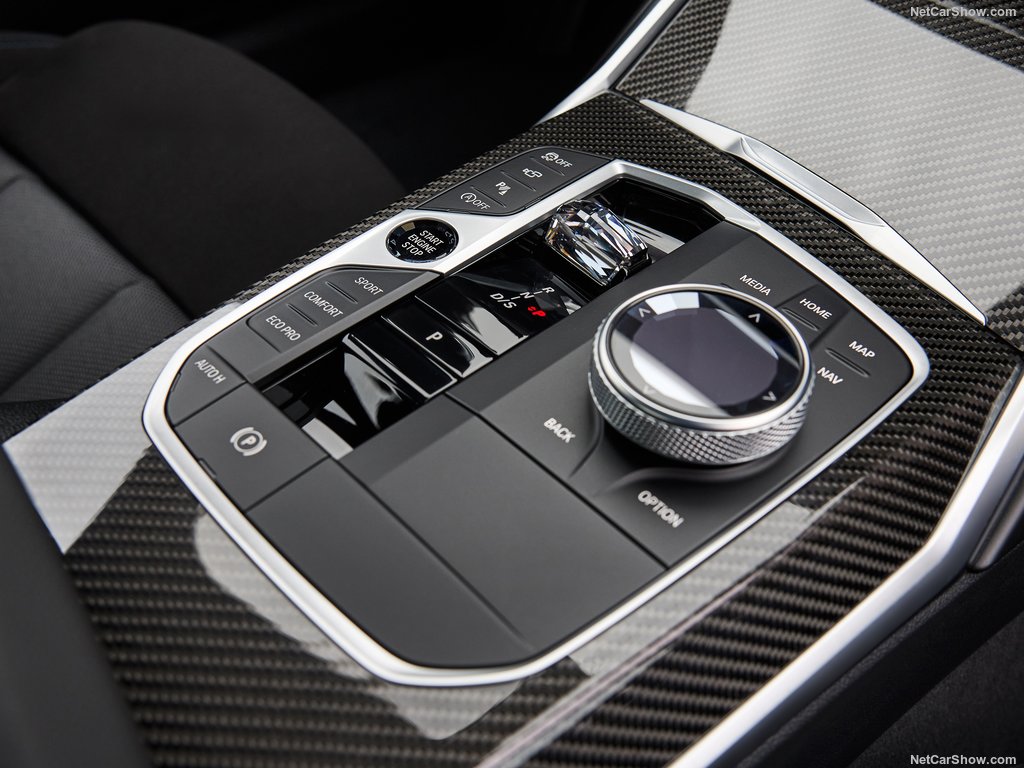 BMW-3-Series_Sedan-2025-1024-20.jpg