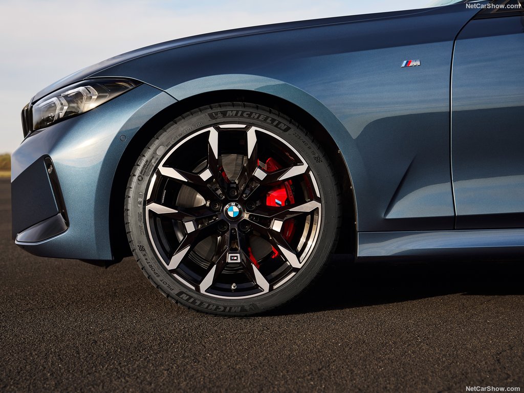 BMW-3-Series_Sedan-2025-1024-24.jpg