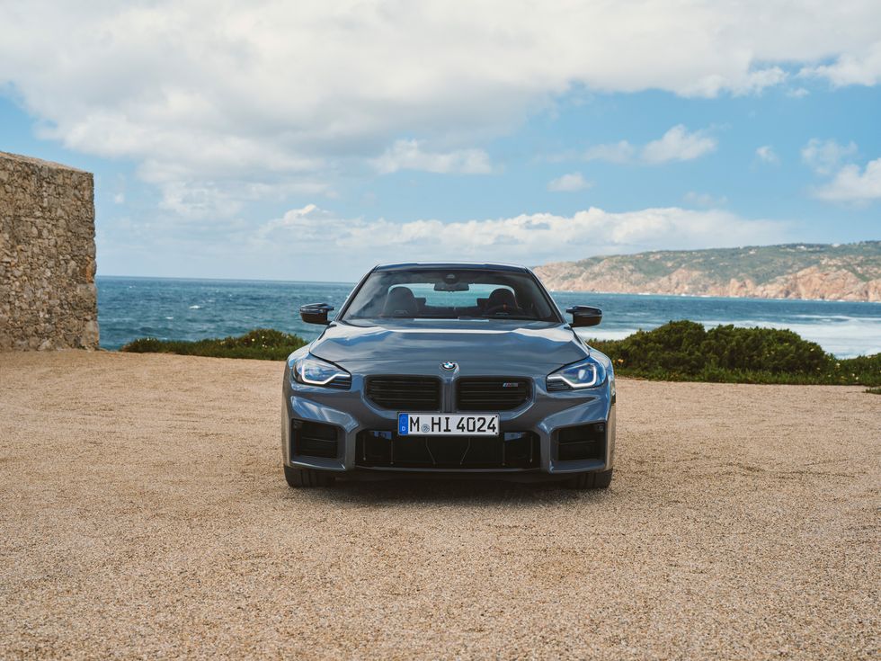 2025-bmw-m2-120-21.jpg