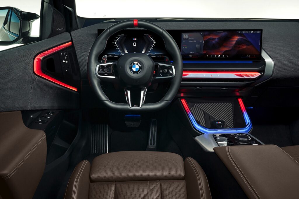 2025-BMW-X3-M50-G45-Interieur-02-1024x683.jpg