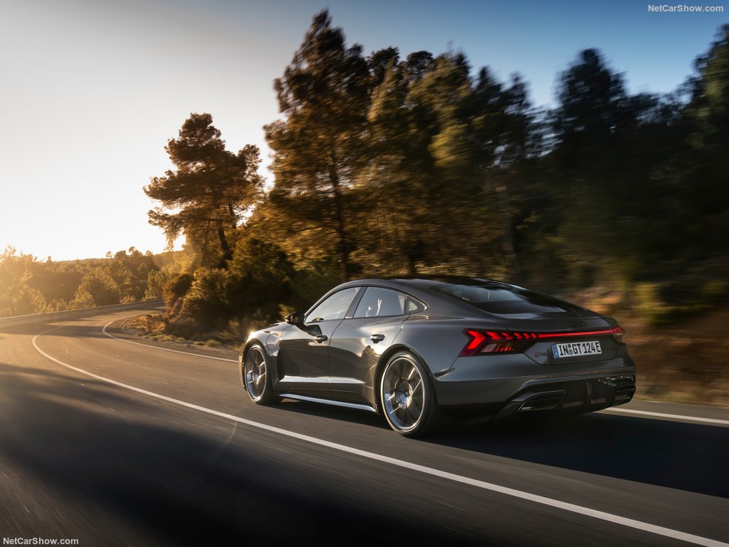Audi-RS_e-tron_GT-2025-1024-13.jpg