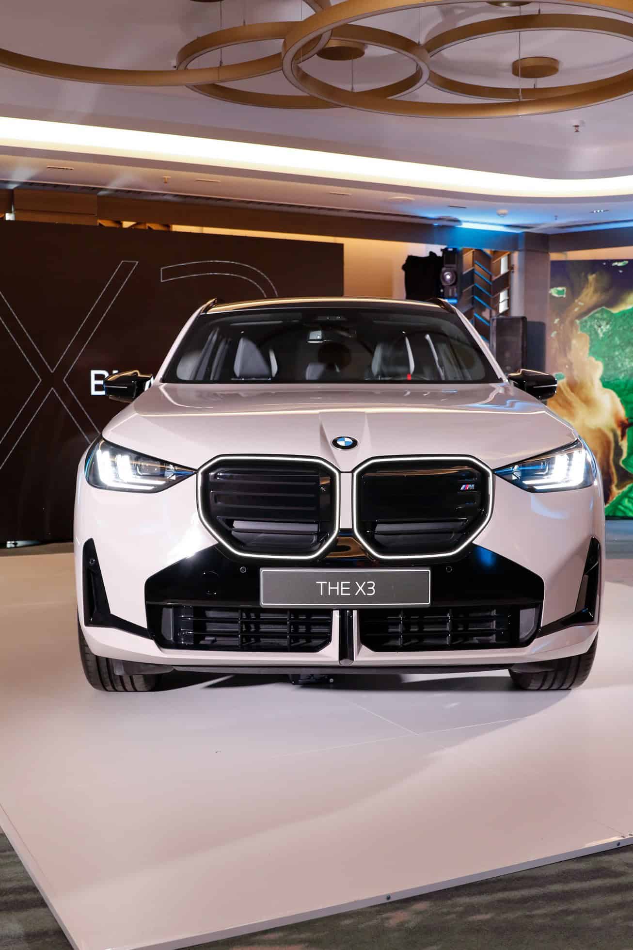 2025-BMW-X3-M50-Alpine-White-57.jpg