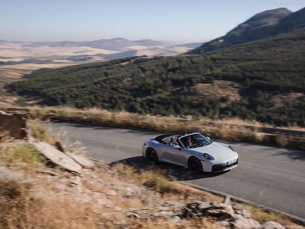 Porsche-911_Carrera_GTSriolet-2025-1024-05.jpg