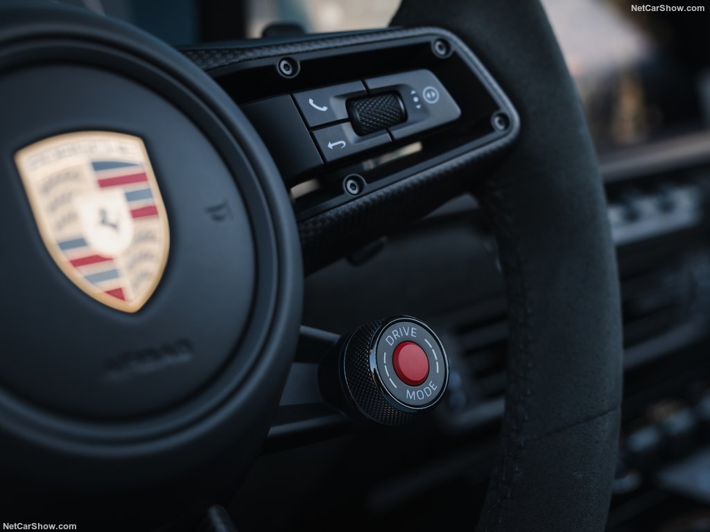 Porsche-911_Carrera_GTSriolet-2025-1024-29.jpg