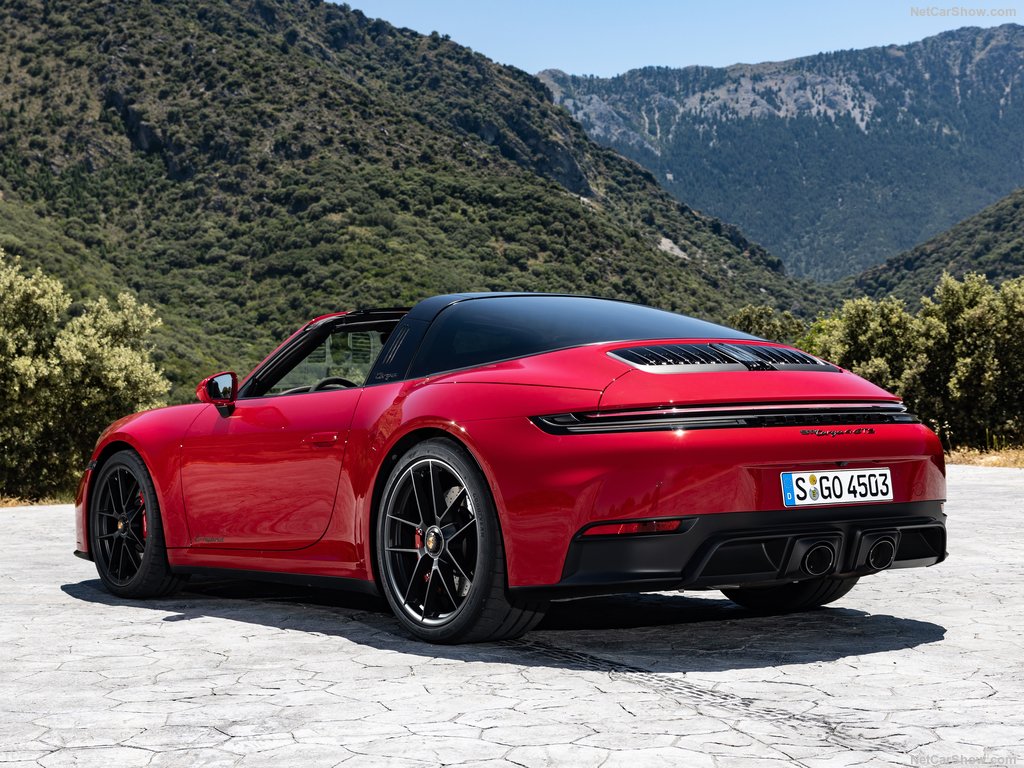 Porsche-911_Targa_4_GTS-2025-1024-11.jpg