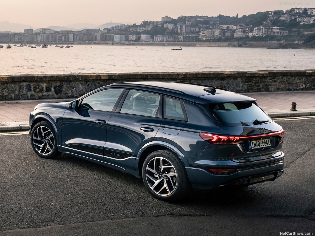 Audi-Q6_e-tron_quattro-2025-1024-47.jpg