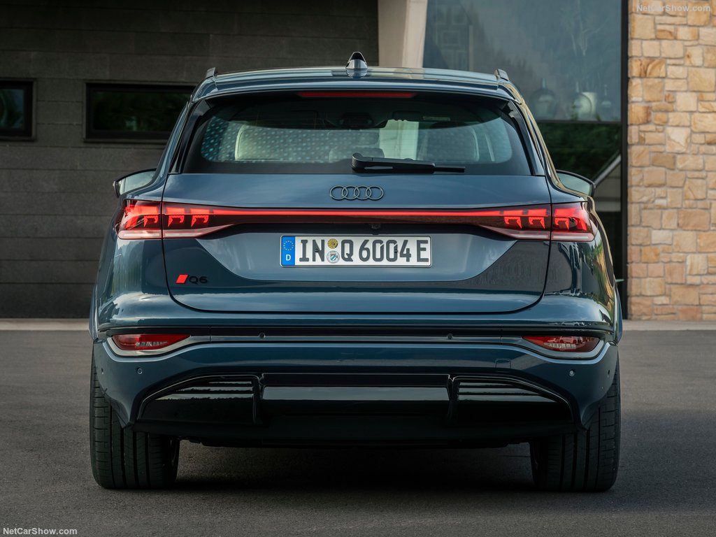 Audi-Q6_e-tron_quattro-2025-1024-67.jpg