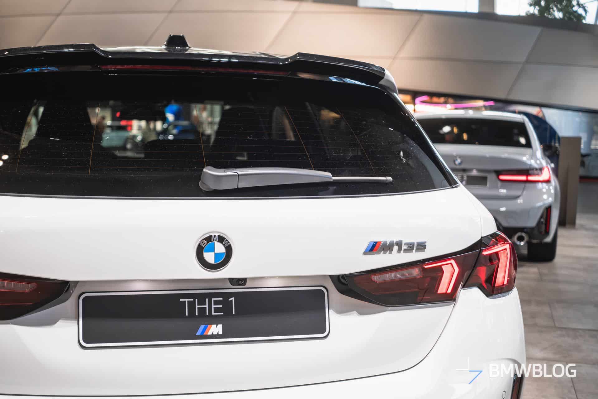 2024-bmw-m135-alpine-white-welt-24.jpg