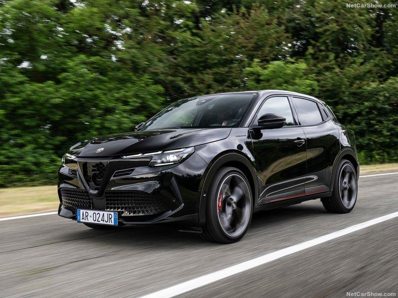 Alfa_Romeo-Junior-2025-800-14.jpg